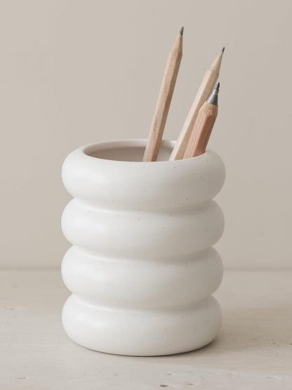 WENSHUO Chubby Pen Holder, Makeup Brush Organizer, Modern and Minimalistic, Ceramic Desk Accessories (Matte Crème)