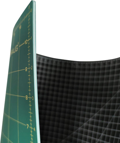 NEWBRAUG 18'' × 24'' Perfect Self Healing Cutting Mat, Non-Slip Gridded Rotary Cutting Board, Necessary for Quilting, Sewing, Craft, Fabric & Scrapbooking(Green/Black)…