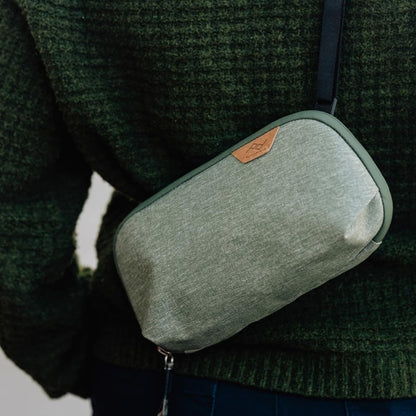 Peak Design Small Tech Pouch, Black, Electronics Organizer for Travel or Everyday Carry, Origami-Style Storage, Cable Pass-Through, Weatherproof Recycled Nylon, Gear Carry Bag for Men and Women