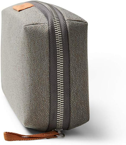Bellroy Tech Kit (Tech Accessories Organizer Pouch, Zipper Closure Design, Stores Power Bank, Phone Charger, Cables & More, Internal)