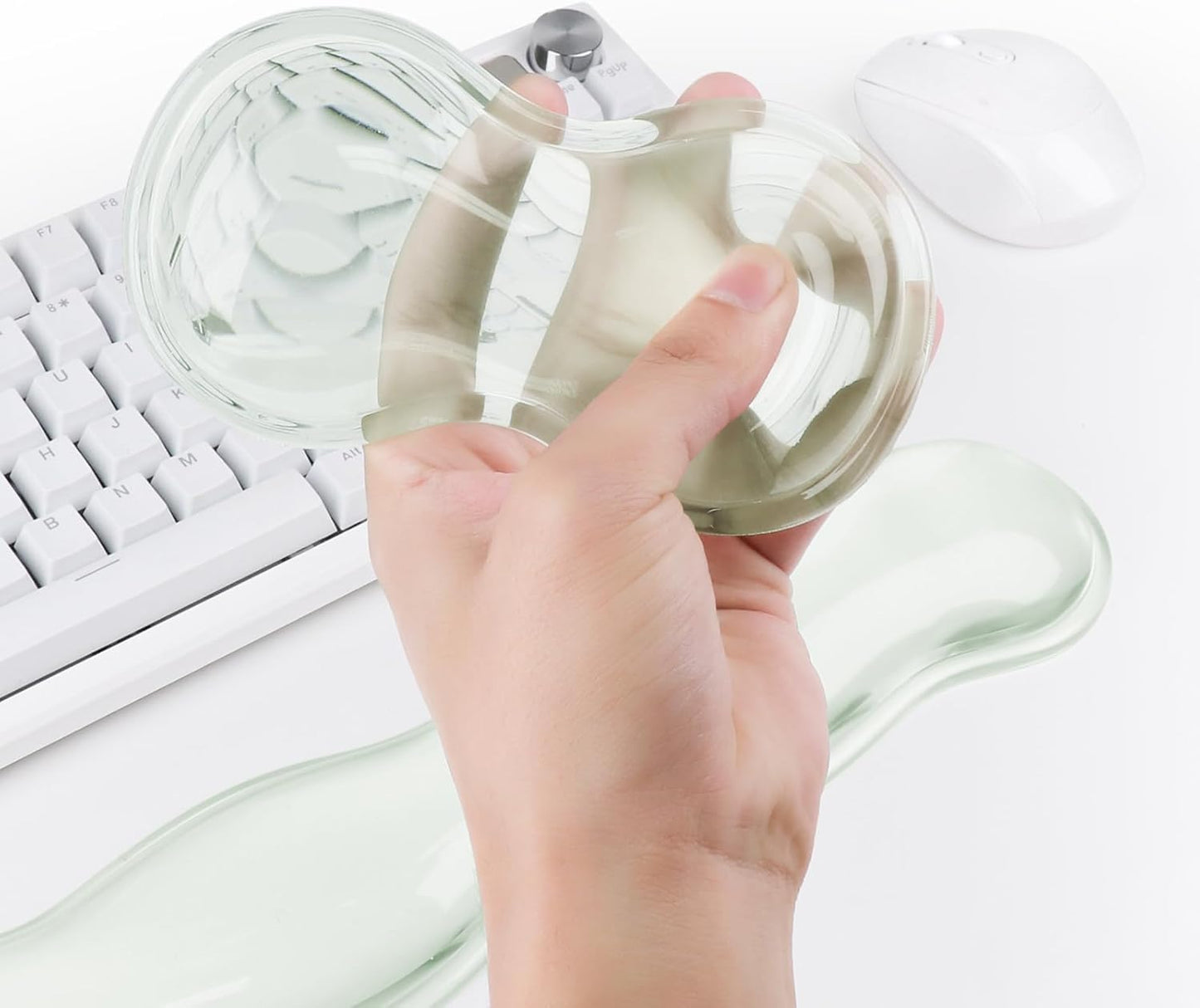Gel Cloud Keyboard and Mouse Wrist Rest, Cute Wrist Support and Arm Support Keyboard Rest for Keyboard and Mouse Typing Pain Relief，Suitable for Office/Computer/Laptop/Gaming（White）