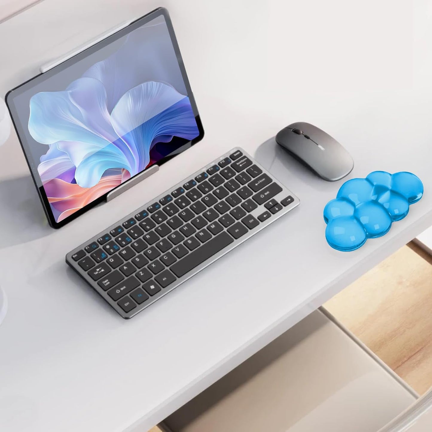 Gel Cloud Keyboard and Mouse Wrist Rest, Cute Wrist Support and Arm Support Keyboard Rest for Keyboard and Mouse Typing Pain Relief，Suitable for Office/Computer/Laptop/Gaming（White）