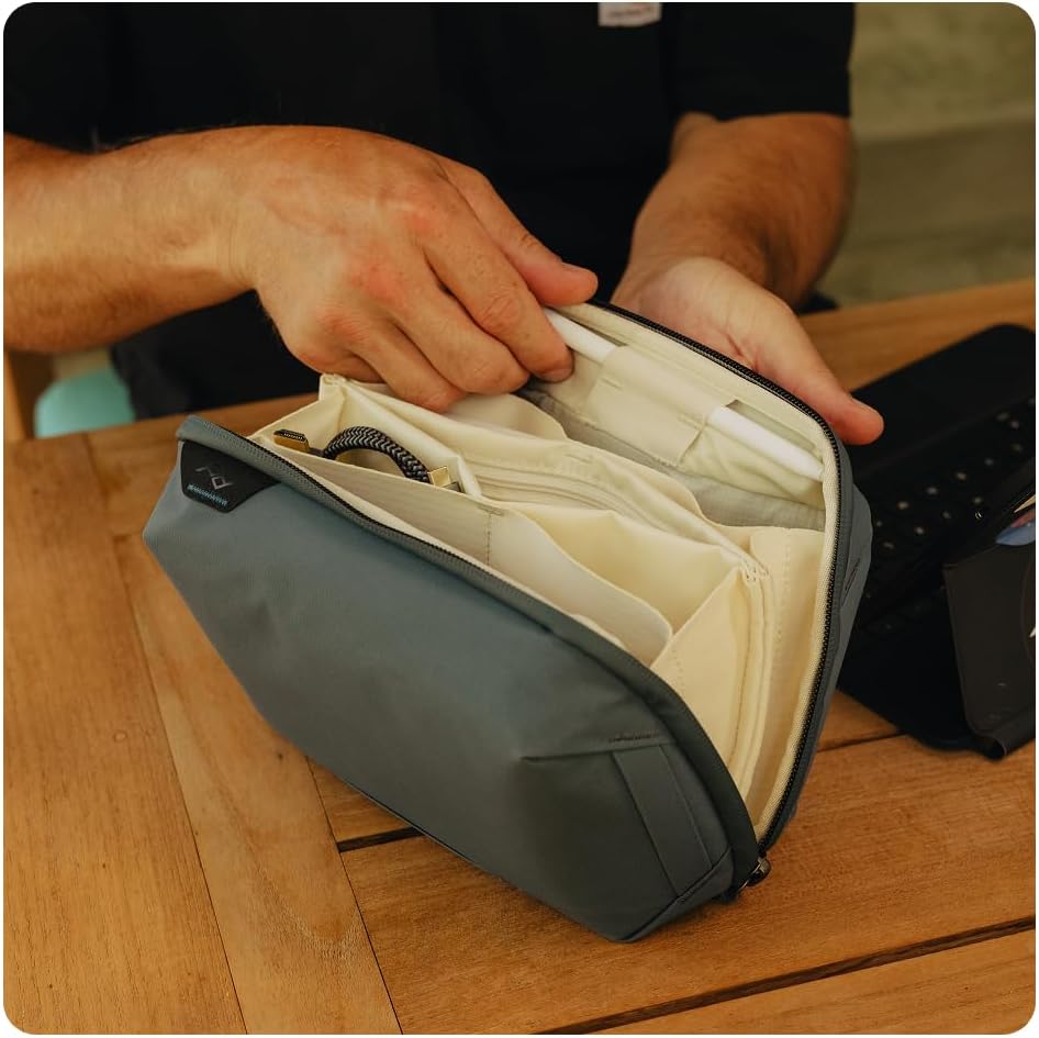 Peak Design Small Tech Pouch, Black, Electronics Organizer for Travel or Everyday Carry, Origami-Style Storage, Cable Pass-Through, Weatherproof Recycled Nylon, Gear Carry Bag for Men and Women