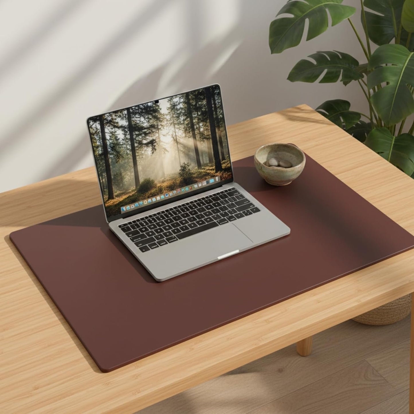 Dacasso Leather Desk Pad Without Side Rails
