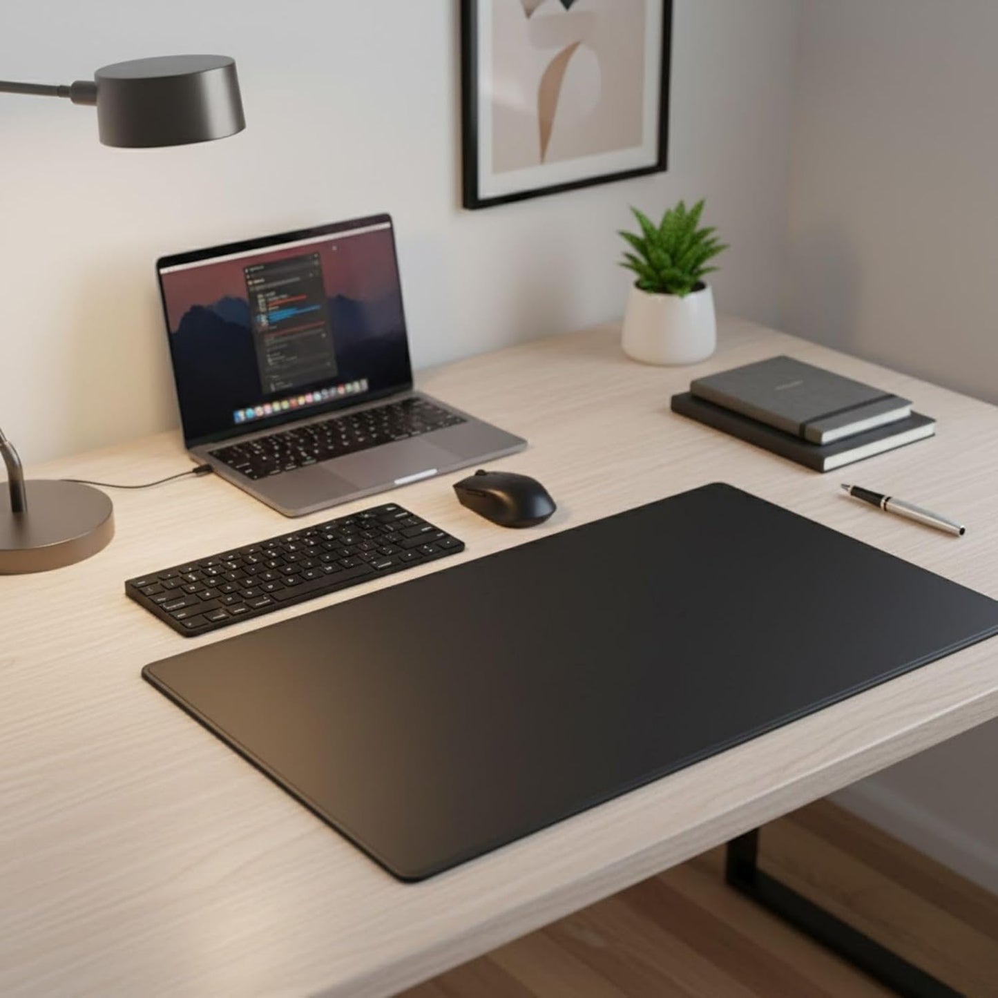 Dacasso Leather Desk Pad Without Side Rails