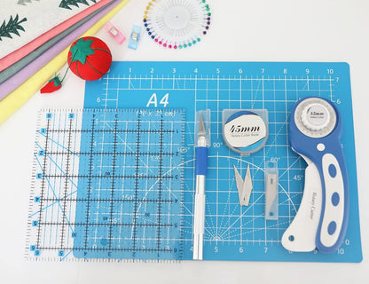 Headley Tools Rotary Cutter Set - 45mm Fabric Cutter, 5 Extra Rotary Blades, A3 Cutting Mat, Quilting Ruler and Sewing Clips, Craft Knife Set, Ideal for Crafting, Sewing, Patchworking, Purple
