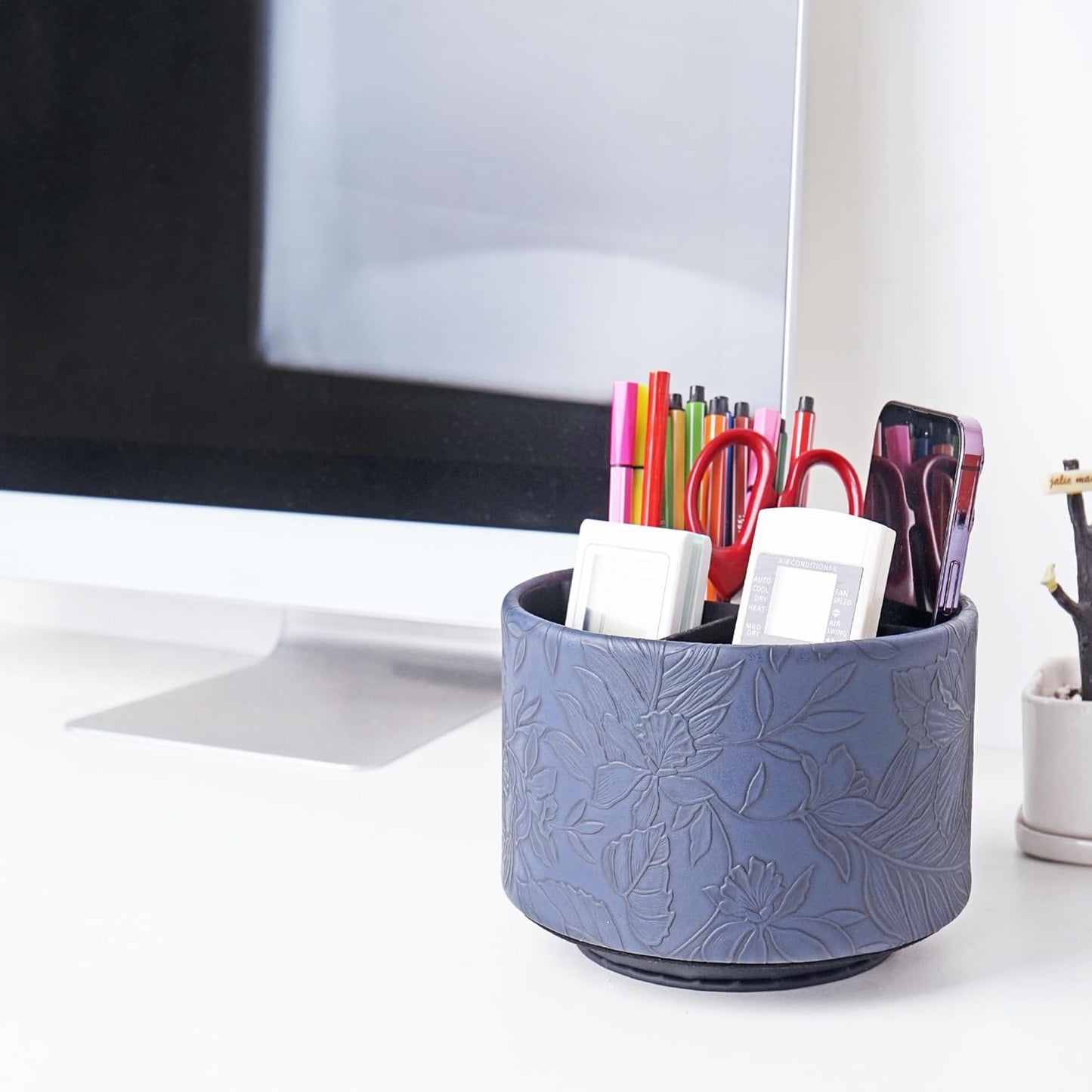 Round Leather Art Supply Organizer,Remote Control Holder,360 Degree Rotating,Multi-Functional Pencil Holder,4 Compartments Desktop Stationary Organizer(1-Fractal Flower) | Round - Colors A