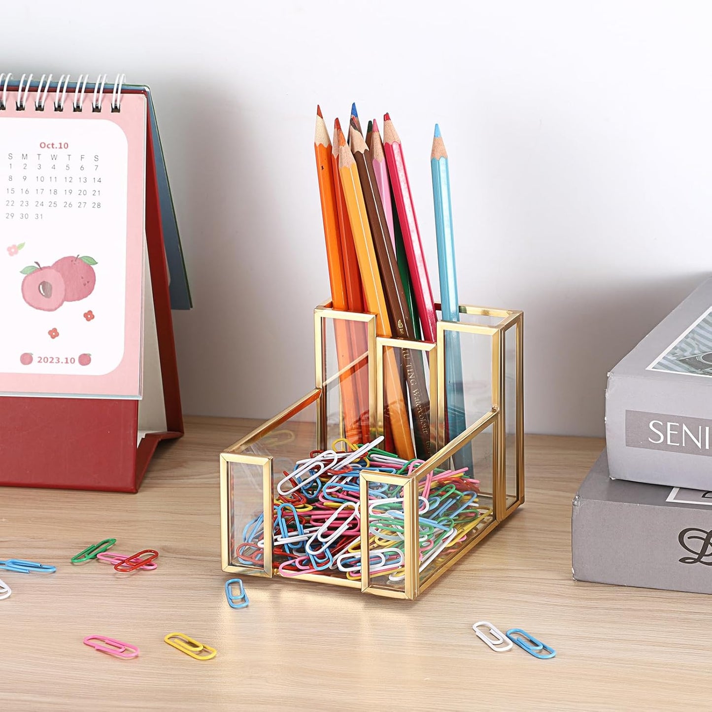 BTSKY Golden Glass Sticky Note Holder for 3x3 Inch Sticky Notes, Elegant Post It Note Dispenser with Non-Slip Pads Clear Notepad Holder for Desk Organization Planning, Home Office Decor