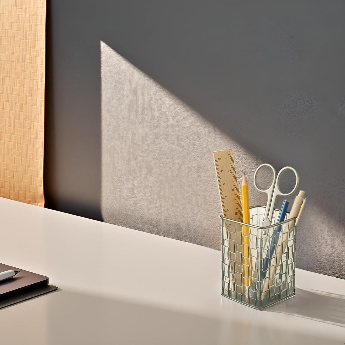 Qomamount Acrylic Pen Holder,Clear Makeup Brush Holder with Woven Texture,Transparent Stylish Pencil Holder for Desk,Pen Cup Organizer Caddy for Office,Home,or Cosmetic(Clear Black)