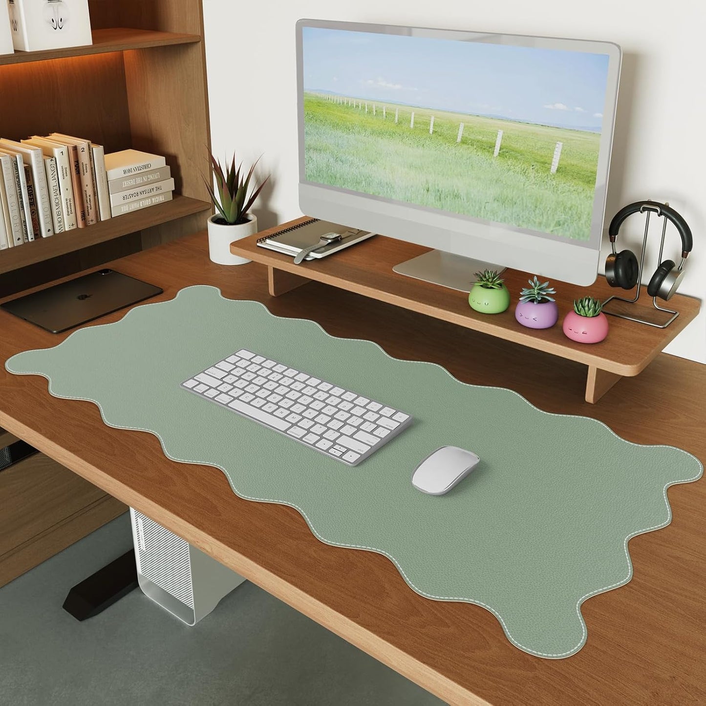 iCasso Pink Leather Desk Mat,Extra Large Scalloped Mouse Pad for Desktop,Waterproof PU Nail Table Mat,Cute Keyboard Mats for Women Girl,Non-Slip Desk Cover Mat for Office Home Dorm
