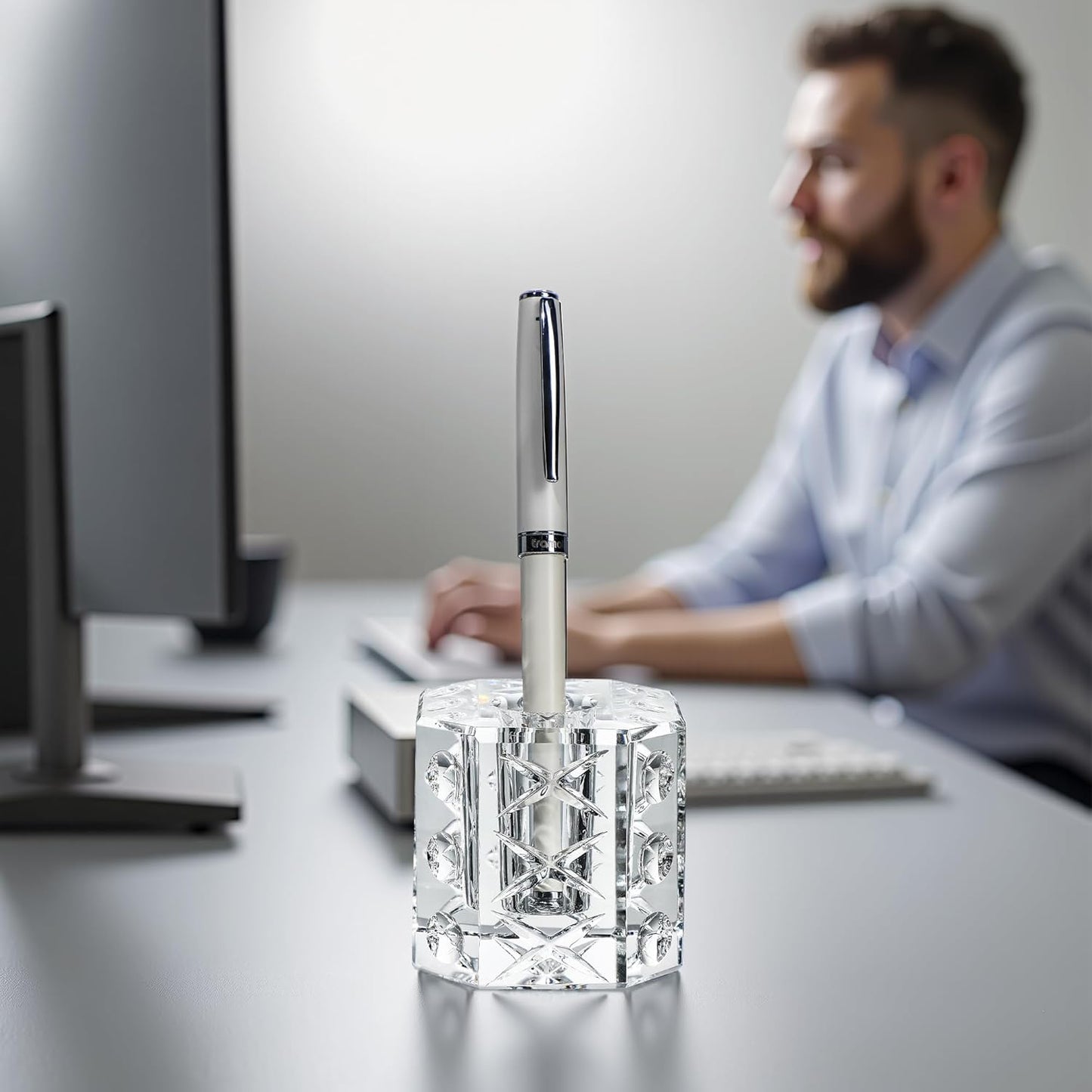 QFkris 2-Pack Crystal Single Pen Holder for Desk, 1.8" Fancy Fountain Pen Stand, Glass Feather Pencil Holder for Office Desktop Decoration, Gift for Man Woman Students Teachers Father Boyfriend