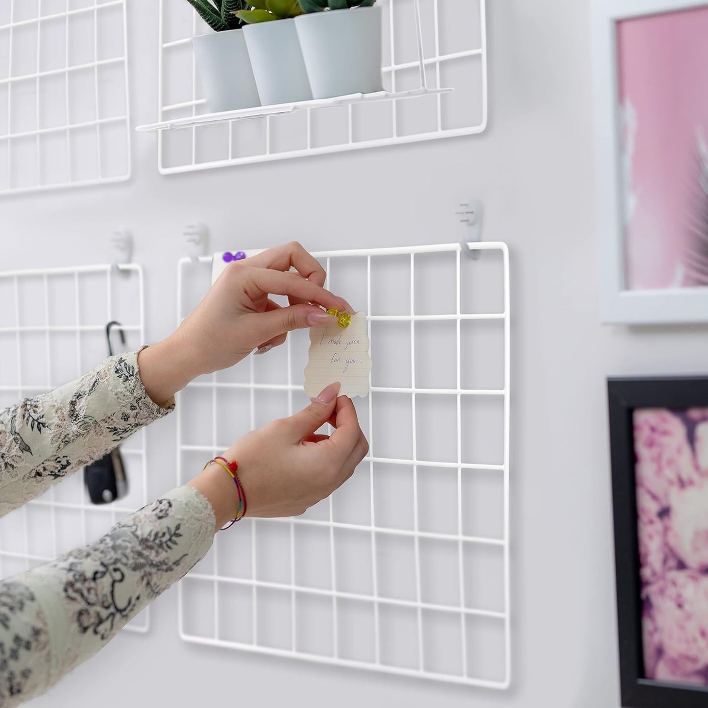 ODOXIA 2 Pack Wire Wall Grid Panel | Photos & Pictures Display Grid Wall Panels | Black, Magnetic & Metal Grid | Photo Grid Wire Board | Hanging Home, Office & Kitchen Decor