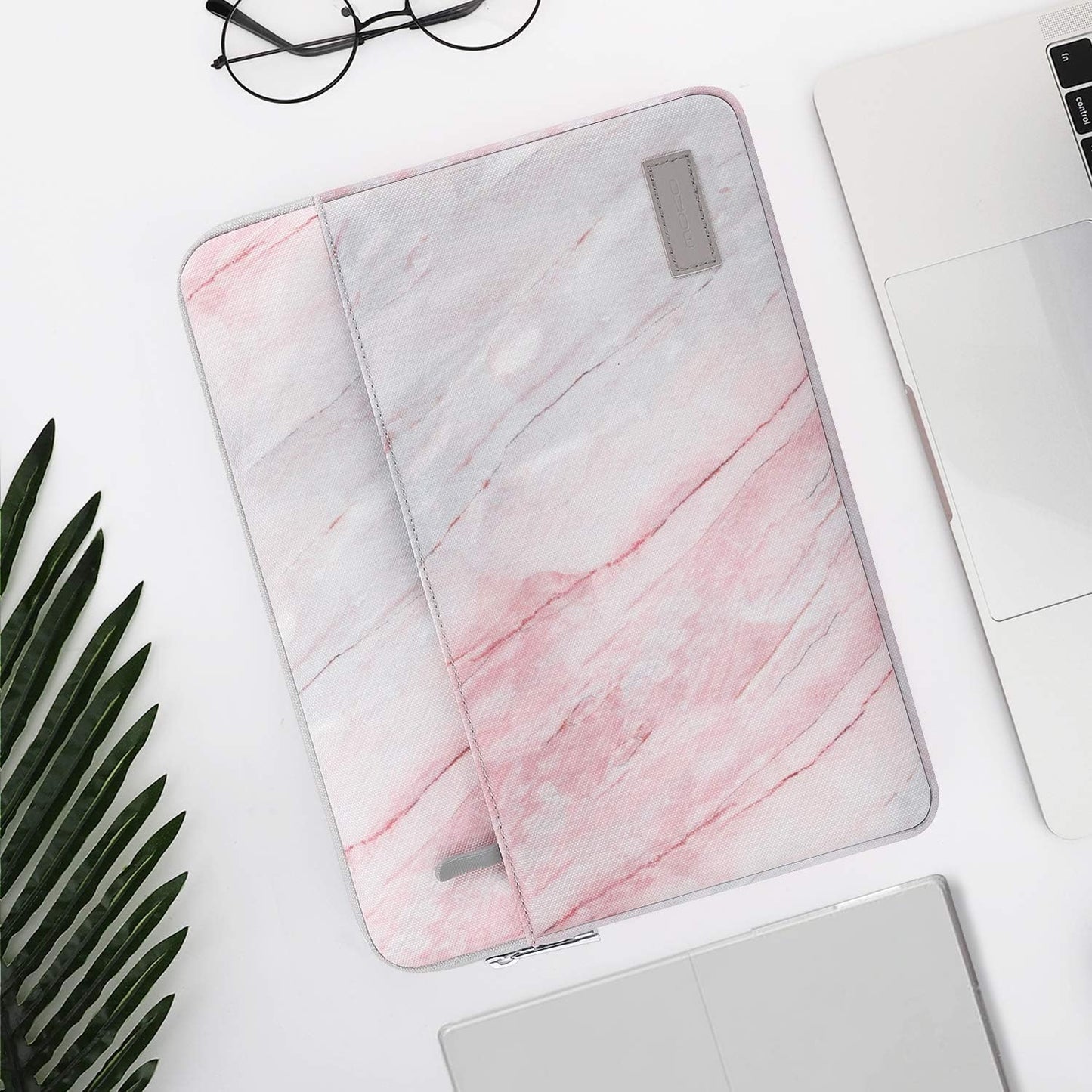 MoKo 9-11 Inch Tablet Sleeve Bag Carrying Case Fits iPad Pro 11 M5/Air M3, iPad A16 2025, i-Pad 10th 10.9, i-Pad 9/8/7th Gen 10.2, iPadAir 5/4th 10.9, Tab S8 11"/Tab A 10.1,Cloudy Pink