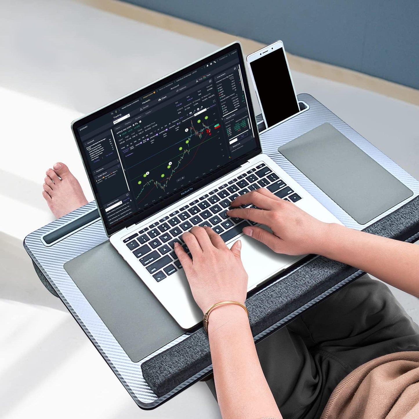 Extra Large Lap Laptop Desk - Full PU Material Mouse Pad Gaming Tray - Portable LapDesk with Phone Holder & Wrist Rest for Notebook, MacBook, Tablet, Bed, Sofa(Black, Fit Up 17.3-in Laptops)