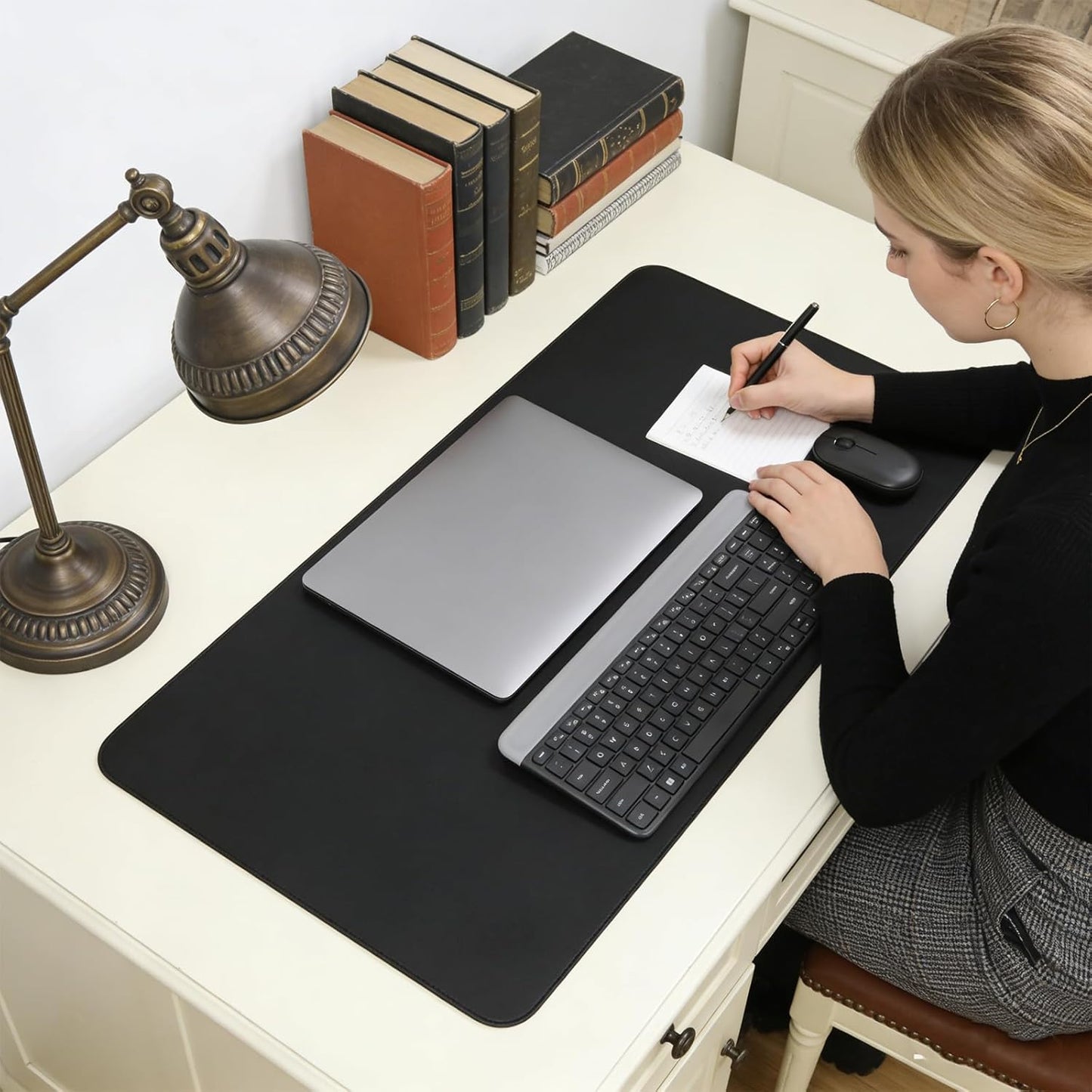 Double-Sided Keyboard Mouse Pad, 31.5"x15.7" PU Leather and Cork Desk Mat Large Overlocked-Edge Desk Pad with Matching Thread, Black