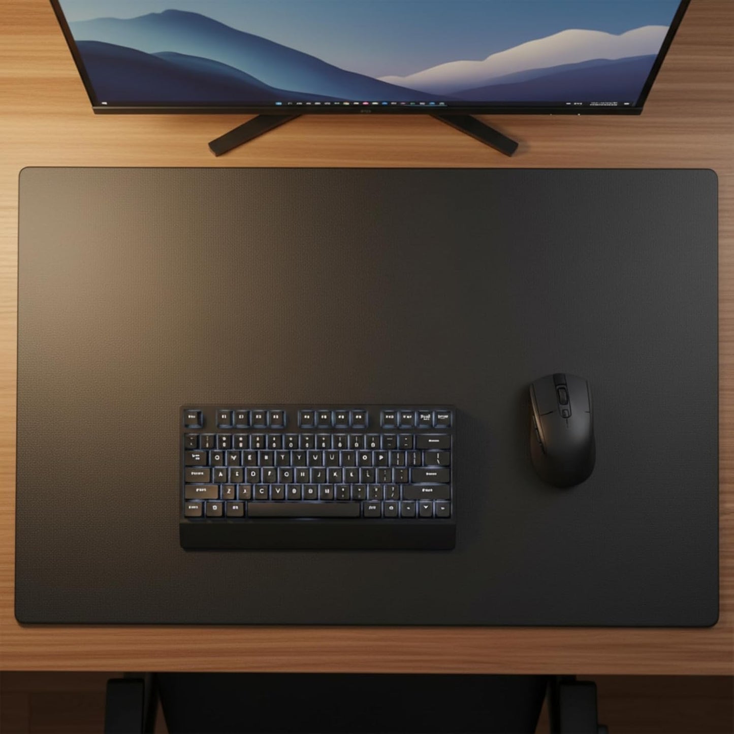 Dacasso Leather Desk Pad Without Side Rails
