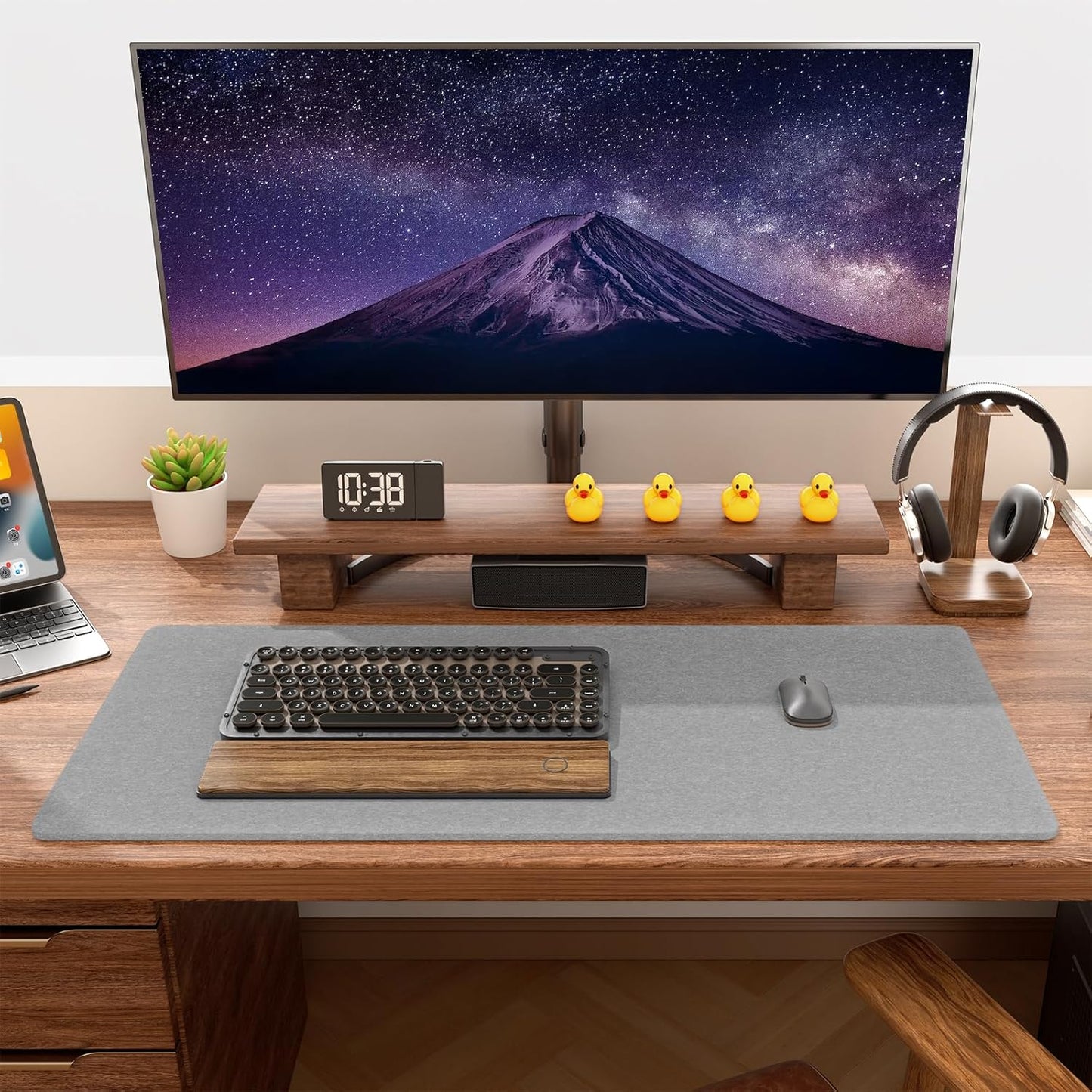 Auhoahsil Felt Desk Mat, Minimalist Large Mouse Pad XXL 35.5 x 15.7 in, Desk Matt for Desktop, Keyboard, Laptop, Computer, Office, Work from Home, Gaming, White