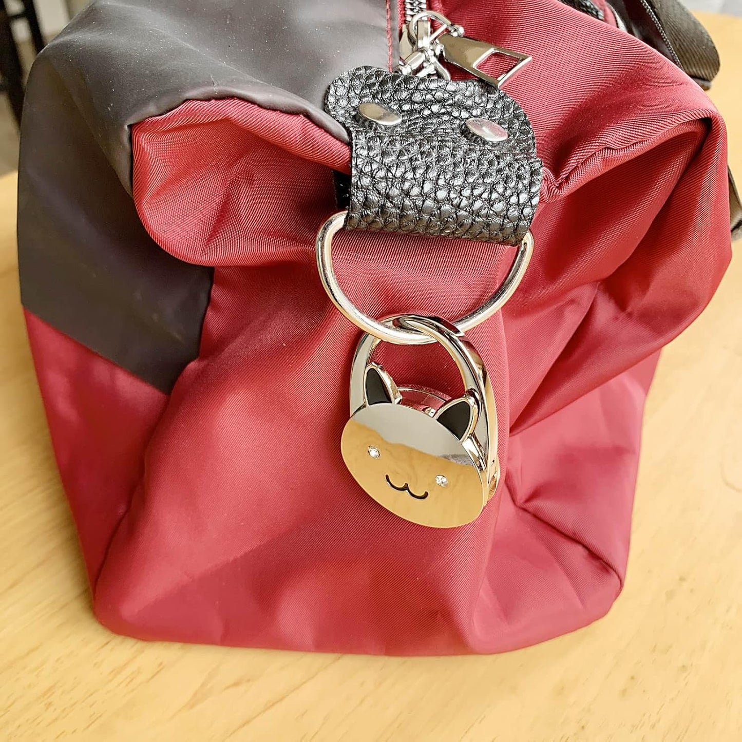 KSMD Purse Hooks for Table & Bars, Portable Handbag Holder - Foldable Table Hook Hanger