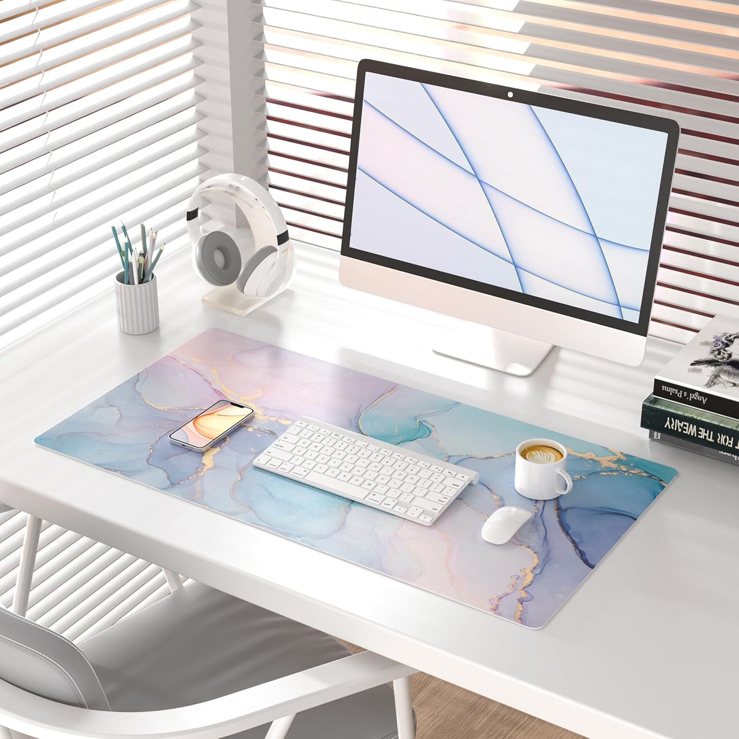 QIYI Large Mouse Pad, Cute Pink Desk Mat for Desktop, Women Girls PU Leather Desk Pad Waterproof Gaming Mousepad, Rose Gold Marble Computer Protector Writing Pad for School Office Home 31.5" x 15.7"