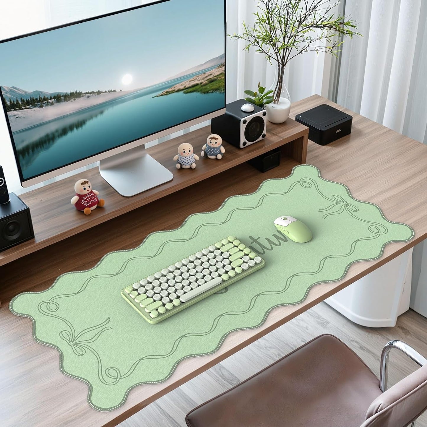 iCasso Pink Leather Desk Mat,Extra Large Scalloped Mouse Pad for Desktop,Waterproof PU Nail Table Mat,Cute Keyboard Mats for Women Girl,Non-Slip Desk Cover Mat for Office Home Dorm