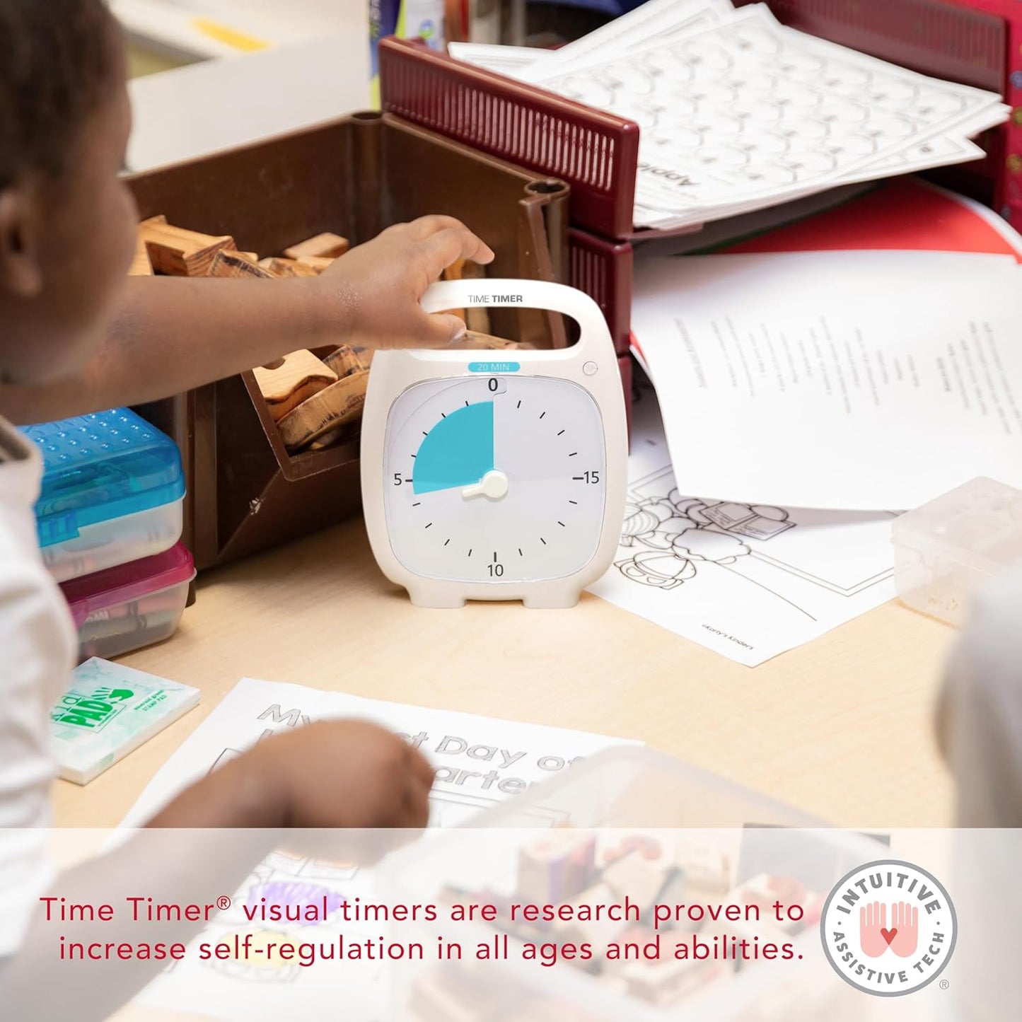 TIME TIMER Plus 20 Minute Desk Visual Timer - Countdown Timer with Portable Handle for Classroom, Office, Homeschooling, Study Tool with Silent Operation (White)