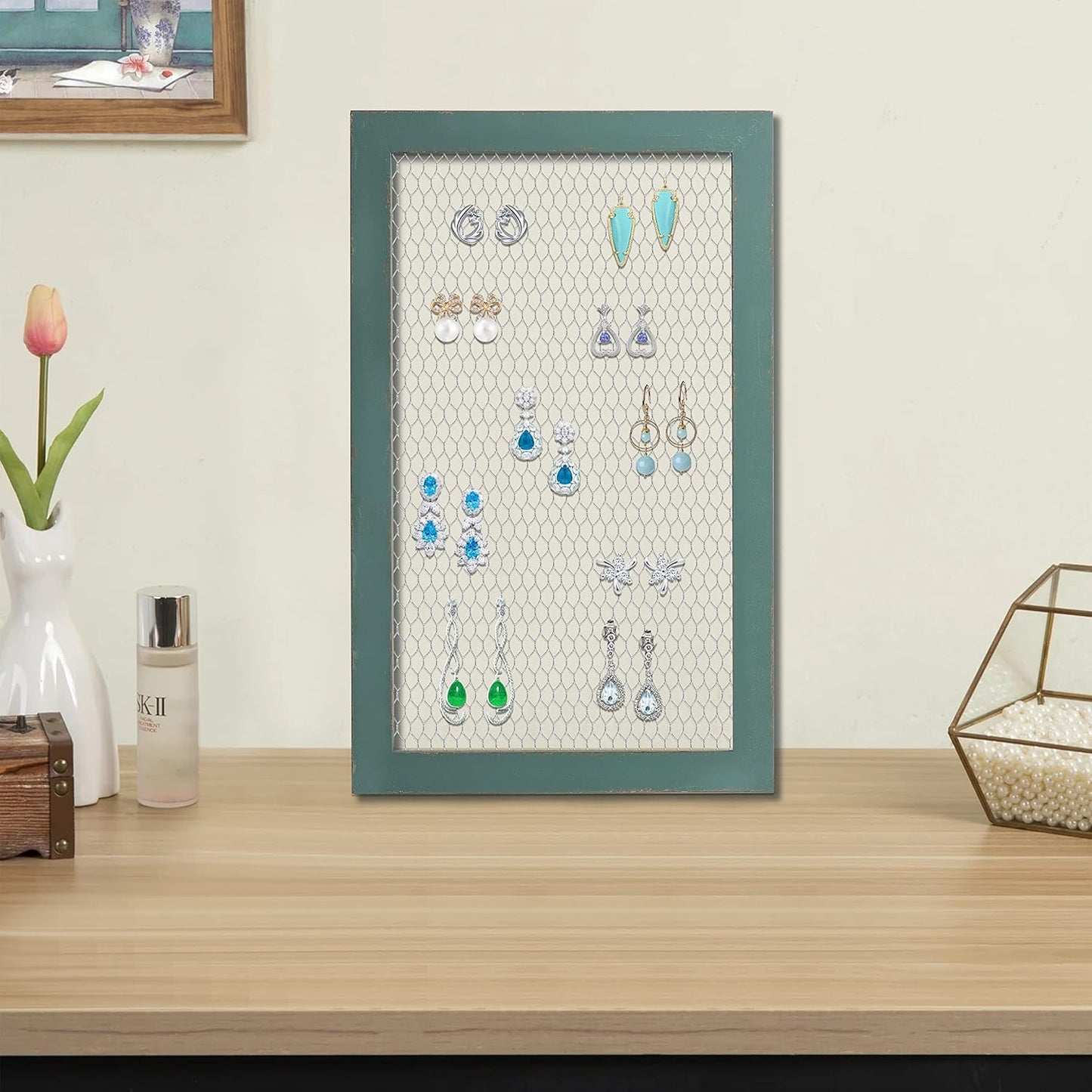 SOFE Farmhouse Memo Board Chicken Wire Frame, Black Large Bulletin Boards for Walls, Hanging Photo Display Board or Jewelry Organizer Wall Grid Panels, Decorative Vision Board for Desktop Office
