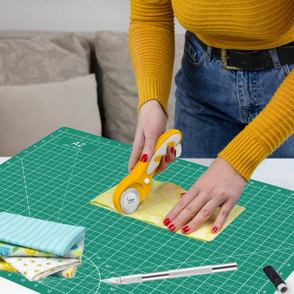 Headley Tools Rotary Cutter Set - 45mm Fabric Cutter, 5 Extra Rotary Blades, A3 Cutting Mat, Quilting Ruler and Sewing Clips, Craft Knife Set, Ideal for Crafting, Sewing, Patchworking, Purple