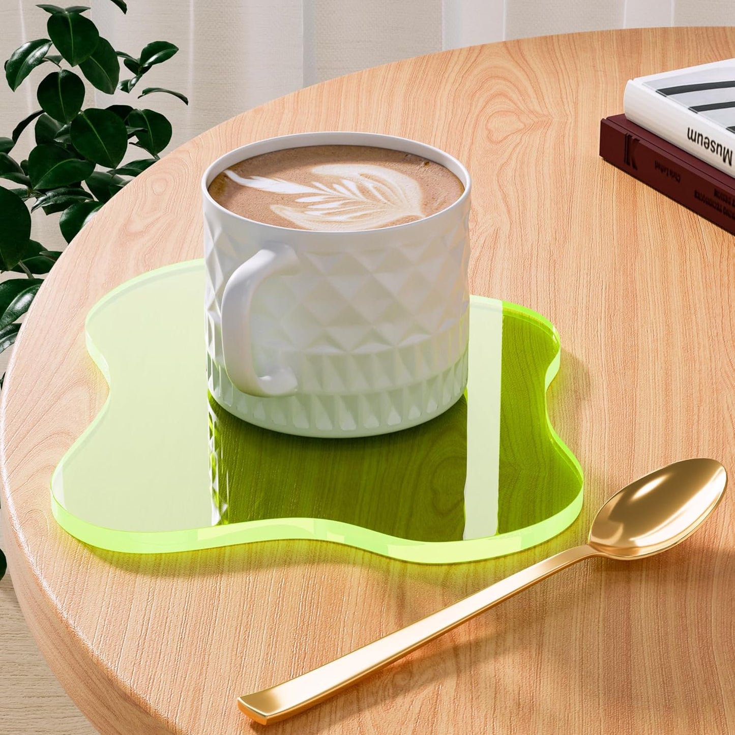Acrylic Coaster Decorative Plates, Irregular Bar Drink Coaster, Clear Cloud Shape Coffee Cup Coaster, Perfect for Tabletop Protection and Accessories Display.(Gold)