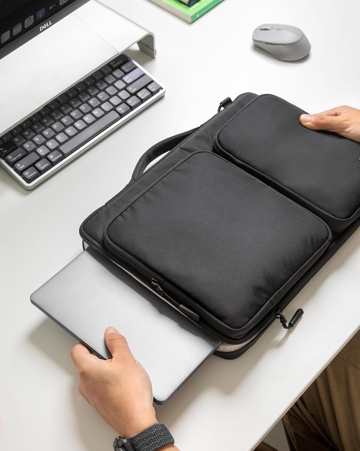 tomtoc 360 Protective Laptop Shoulder Bag for 16-inch MacBook Pro M5/M4/M3/M2/M1 Pro/Max 2026-2019, Water-resistant Sleeve for Dell XPS 15 Surface Book 3 The New Razer Blade 16