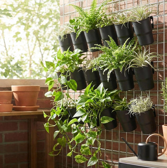 Kaforise15-Piece Wire Grid Panel Accessories Set, 10 Black Hanging Cups and 5 Stainless Steel Hooks, Wall Organizer for Art Supplies, Pen Holder, Vertical Garden Planter, Craft Room Storage