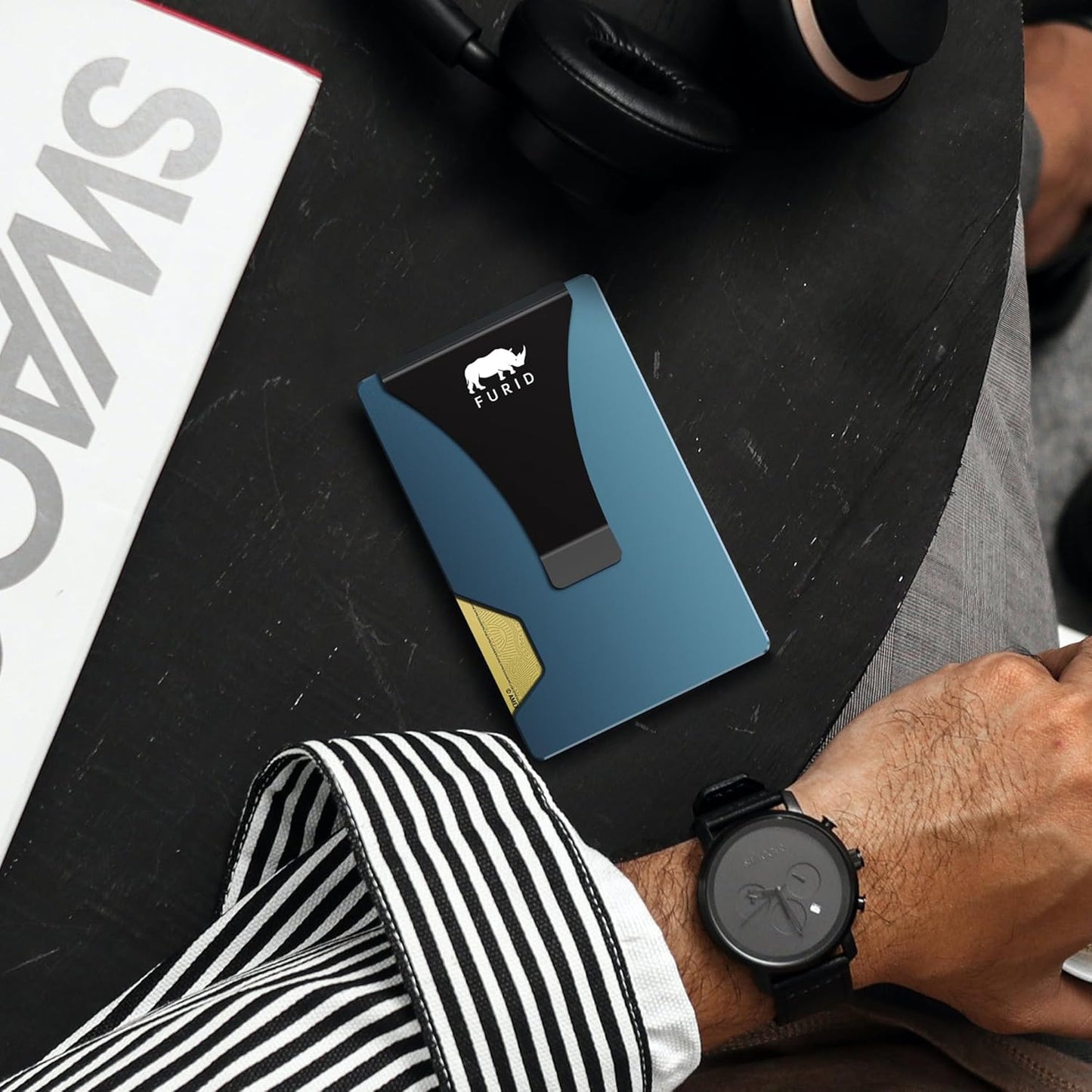 furid Airtag Wallet Men Slim: Metal Wallets with Airtag Holder, Air Tag Wallet for Men with 2 Money Clip Replaceable Gift Boxed