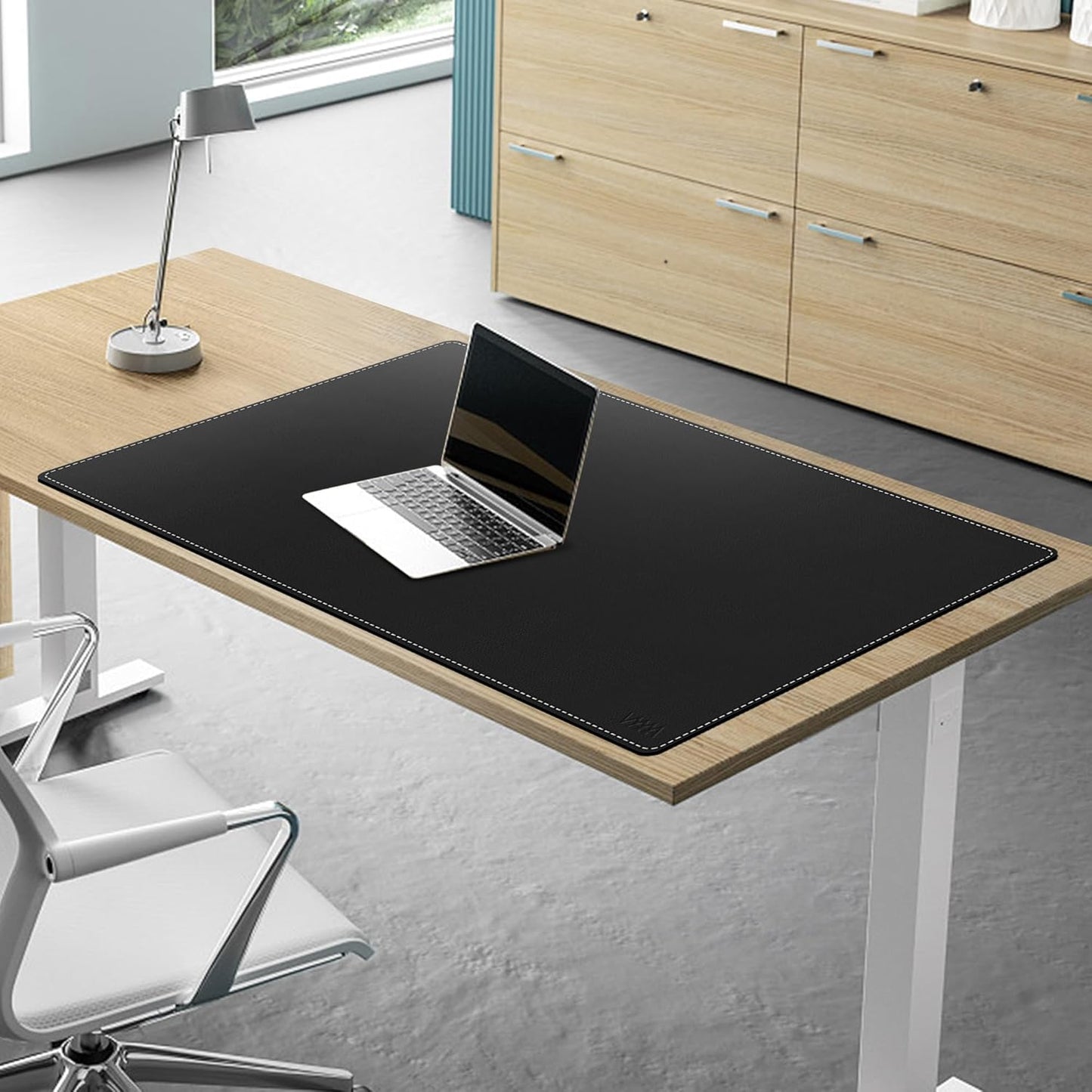 Vyaaa PU Leather & Cork Desk Mat, 39.4"x15.7" Dual Sided Computer Desk mat, Waterproof Large Mouse Pad, Non-Slip Office Desk pad, Office Desk Protector for Work/Gaming/Home (Black)