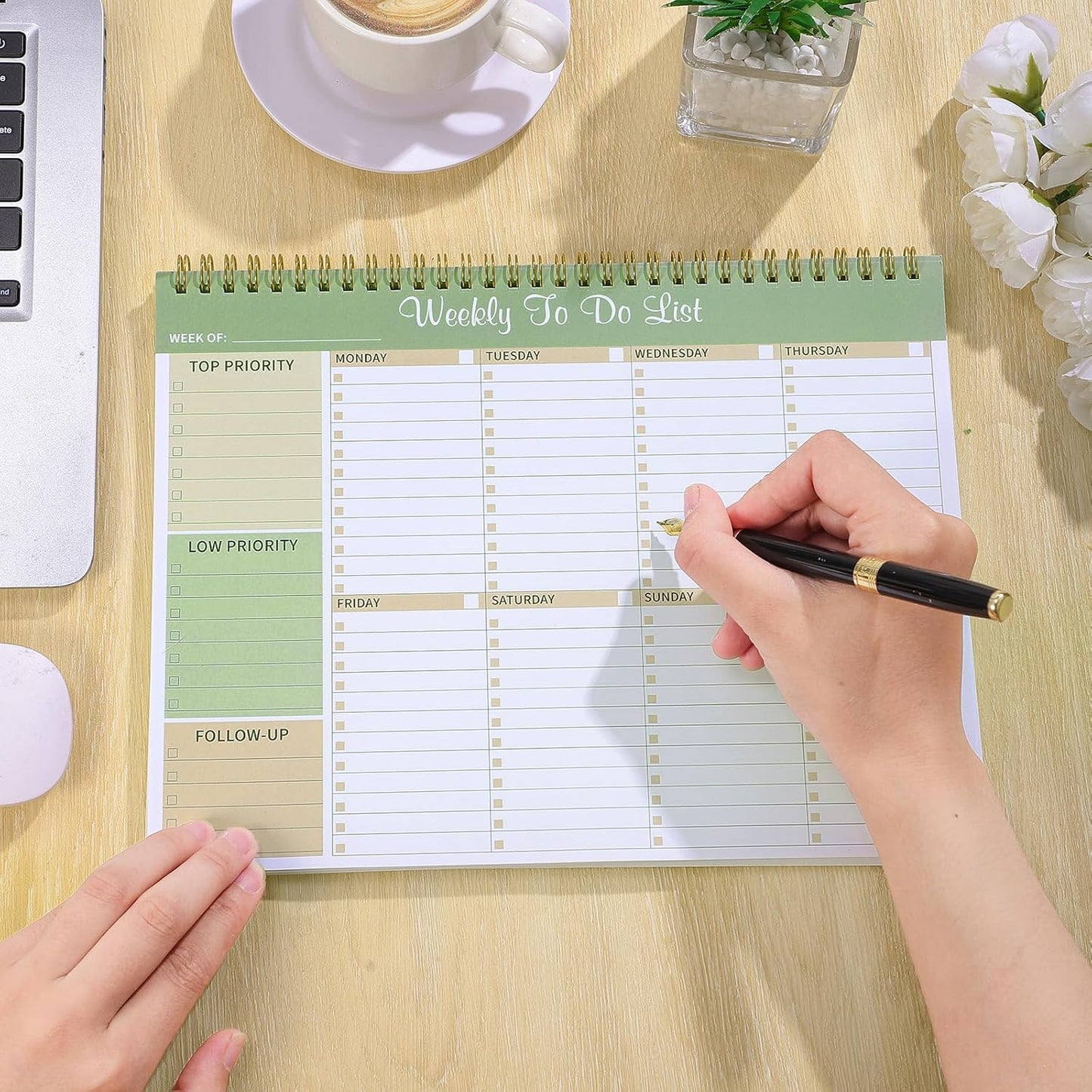 Weekly To Do List Notepad, 8.5''x11'' Weekly Desk Planner with 52 Tear Off Sheets Undated Weekly Planner Habit Tracker & Productivity Organizer for Home School and Work, Light Green