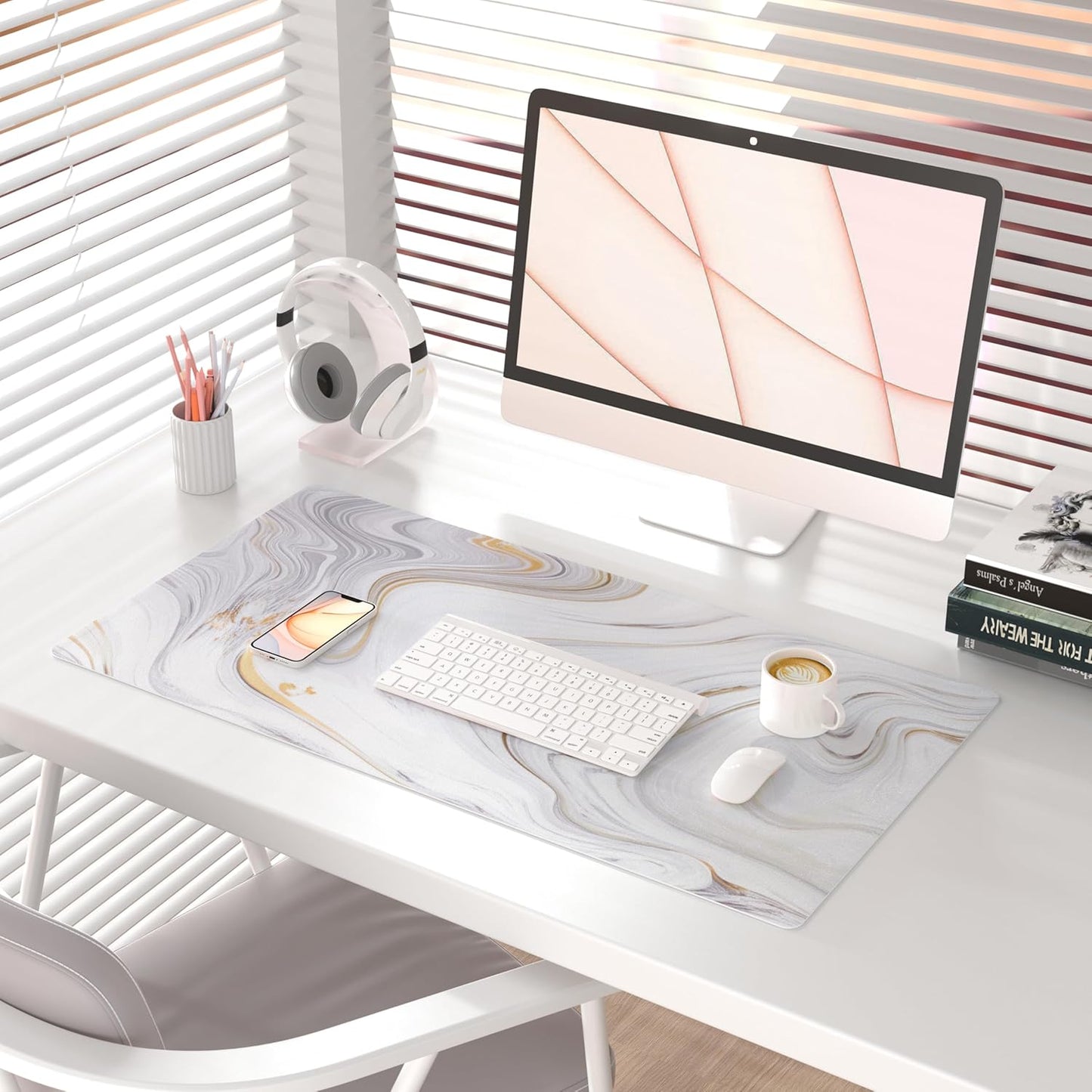QIYI Large Mouse Pad, Cute Pink Desk Mat for Desktop, Women Girls PU Leather Desk Pad Waterproof Gaming Mousepad, Rose Gold Marble Computer Protector Writing Pad for School Office Home 31.5" x 15.7"
