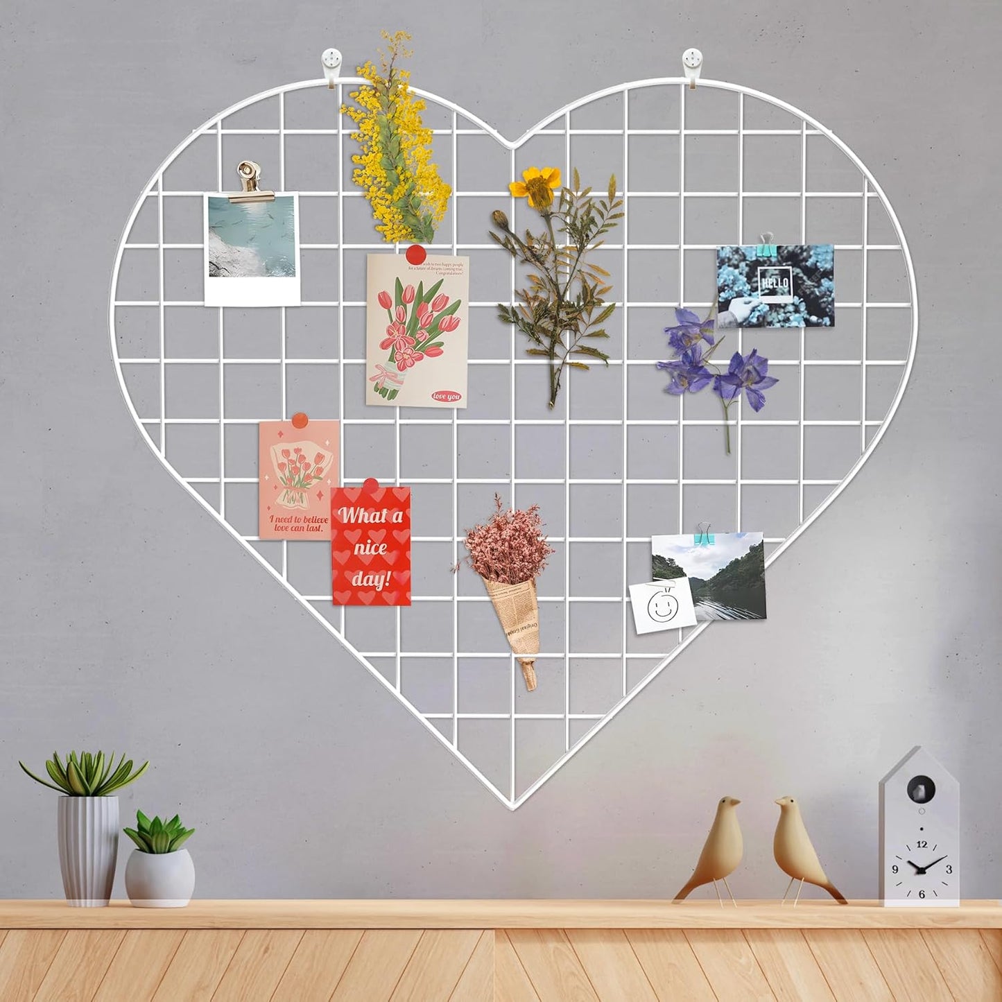 ECLENYES Grid Photo Wall Panels - 22.4"x20.4" Heart Shape Iron Rack Art Wire Board, Wall Grid Organizer, DIY Photo Frame for Home, Office, Kitchen, Bedroom, Christmas Gifts - Pink