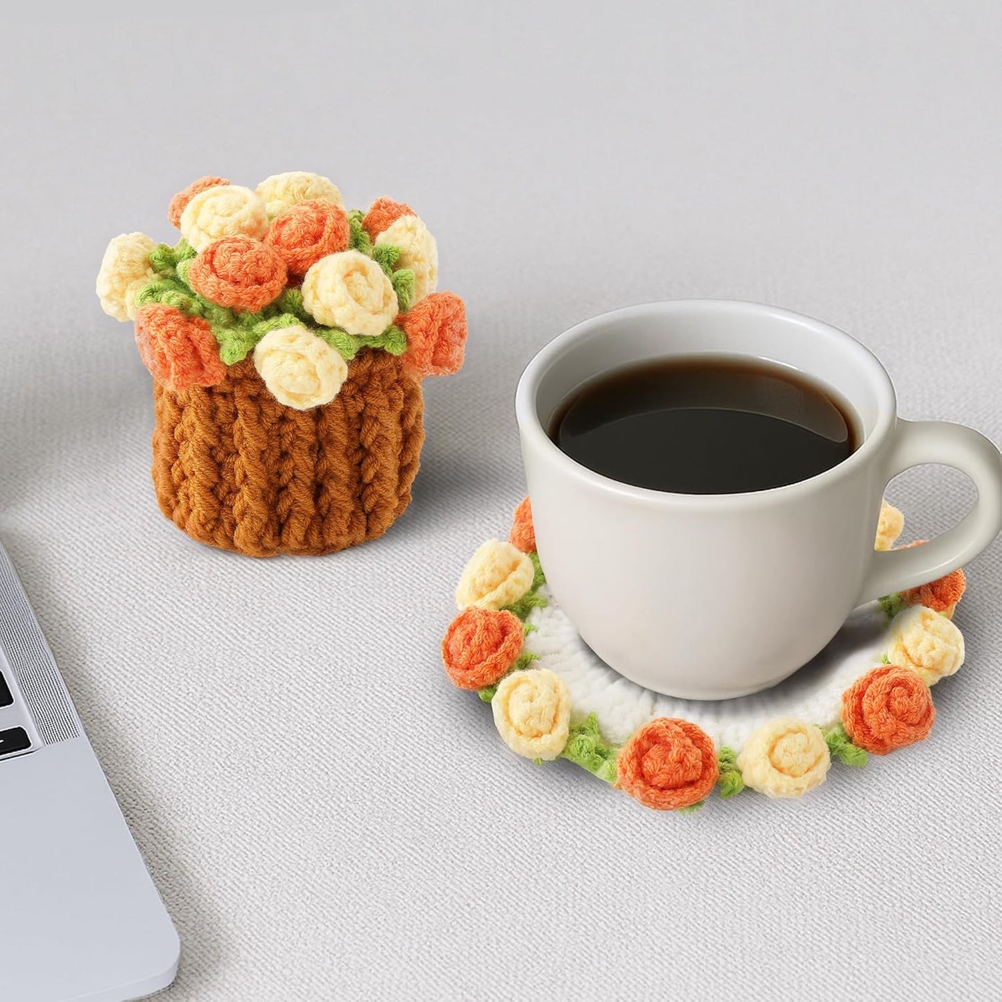 Flower Crochet Coasters, Handmade Bouquet Blanket Coaster with Crochet Plant Pot Fun Soft Decorative Drink Coasters for Coffee Tabletop Protection and Home Decor (Pink, 1Pc)