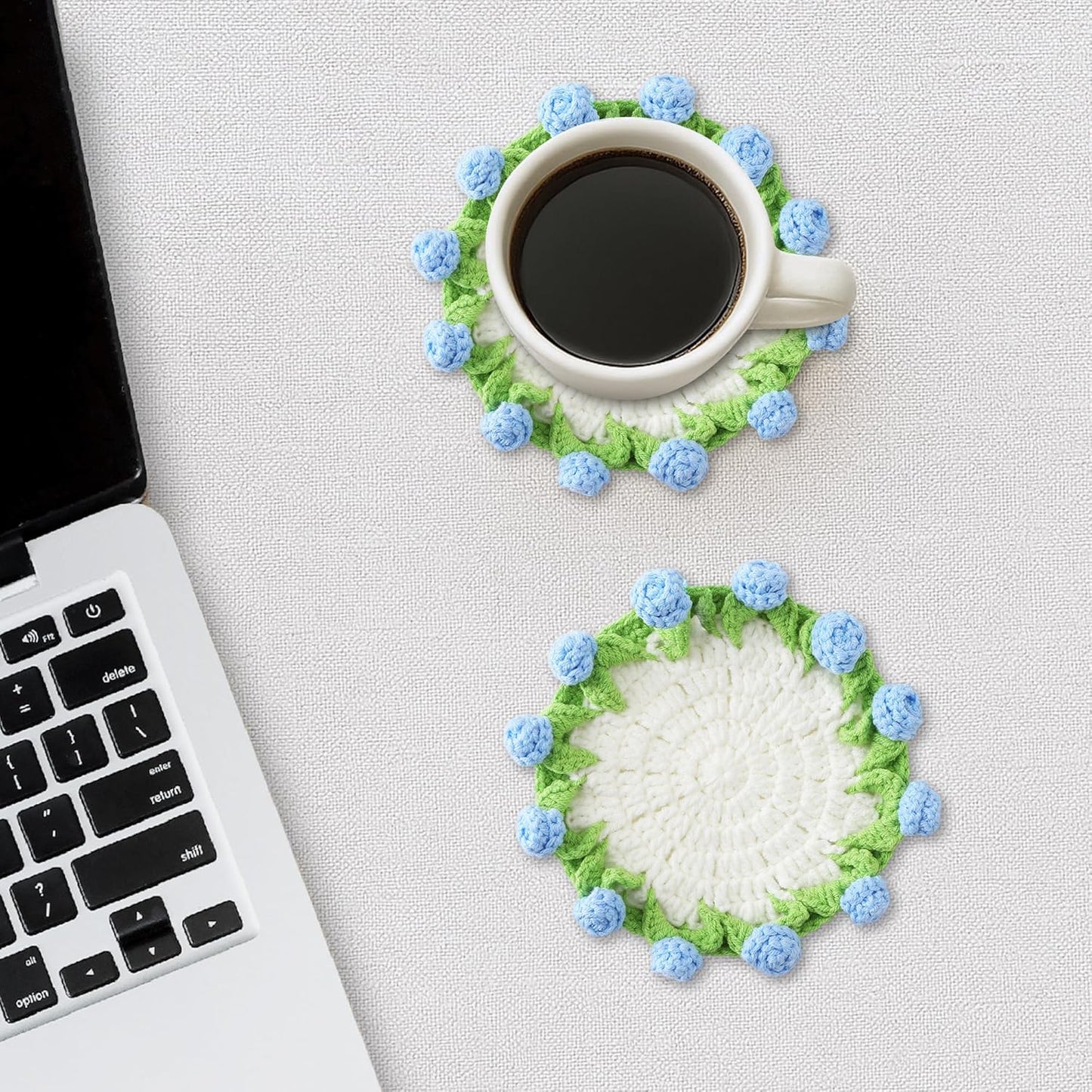 Flower Crochet Coasters, Handmade Bouquet Blanket Coaster with Crochet Plant Pot Fun Soft Decorative Drink Coasters for Coffee Tabletop Protection and Home Decor (Pink, 1Pc)