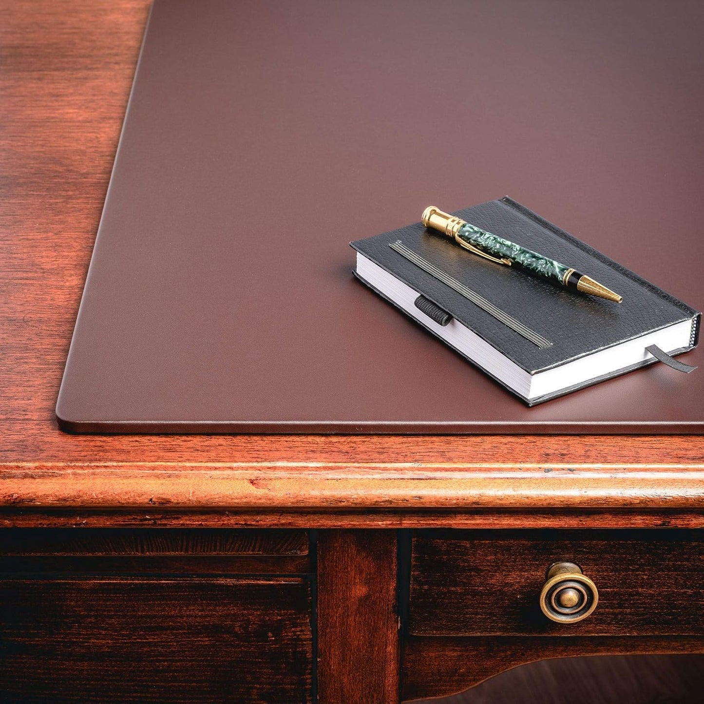 Dacasso Leather Desk Pad Without Side Rails
