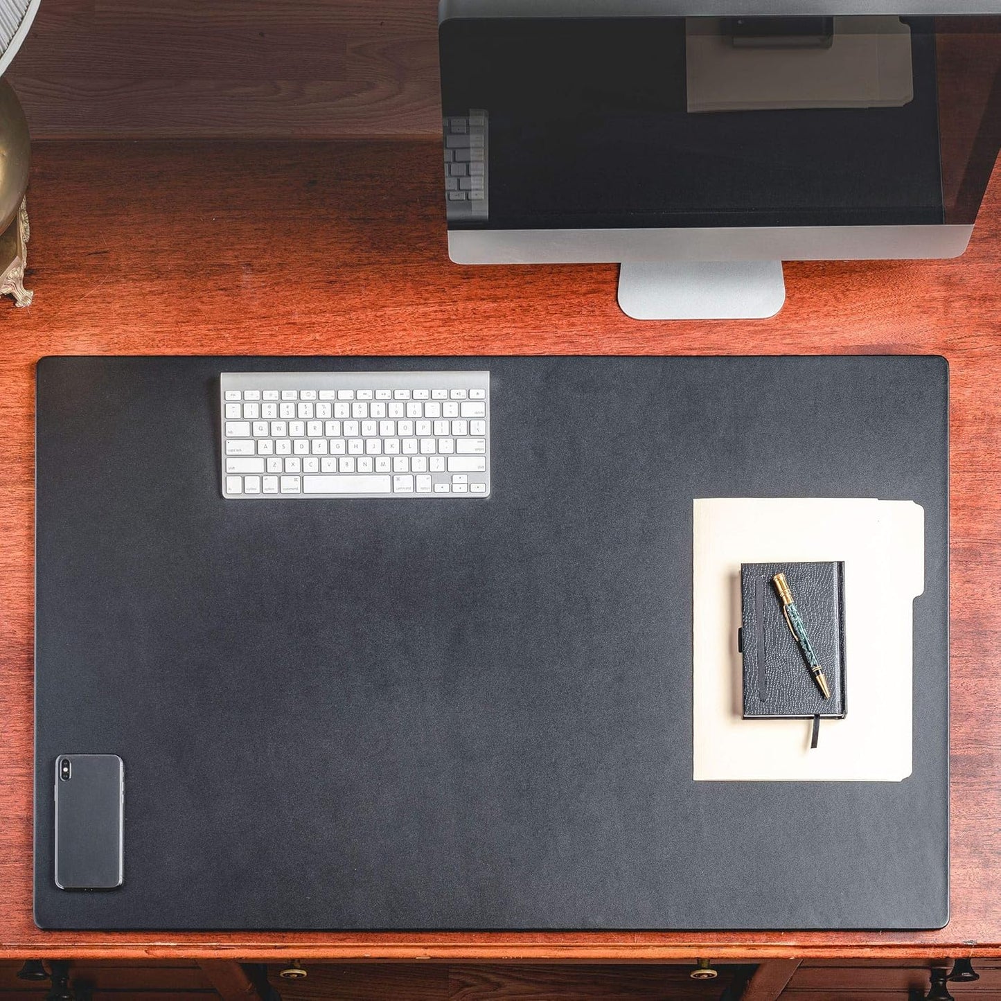 Dacasso Leather Desk Pad Without Side Rails